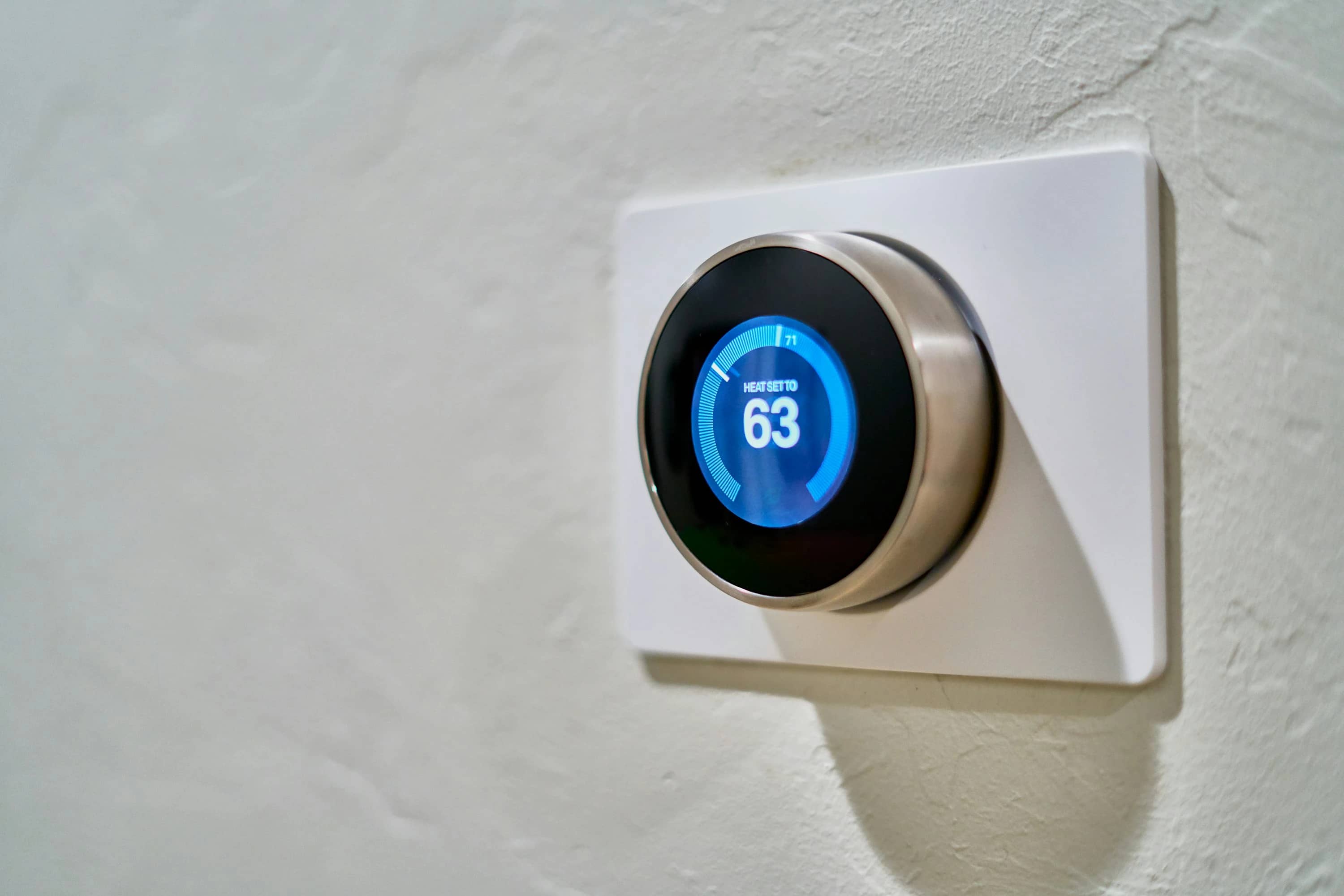 Cut Heating Costs With Smart Thermostat Apps (2026)