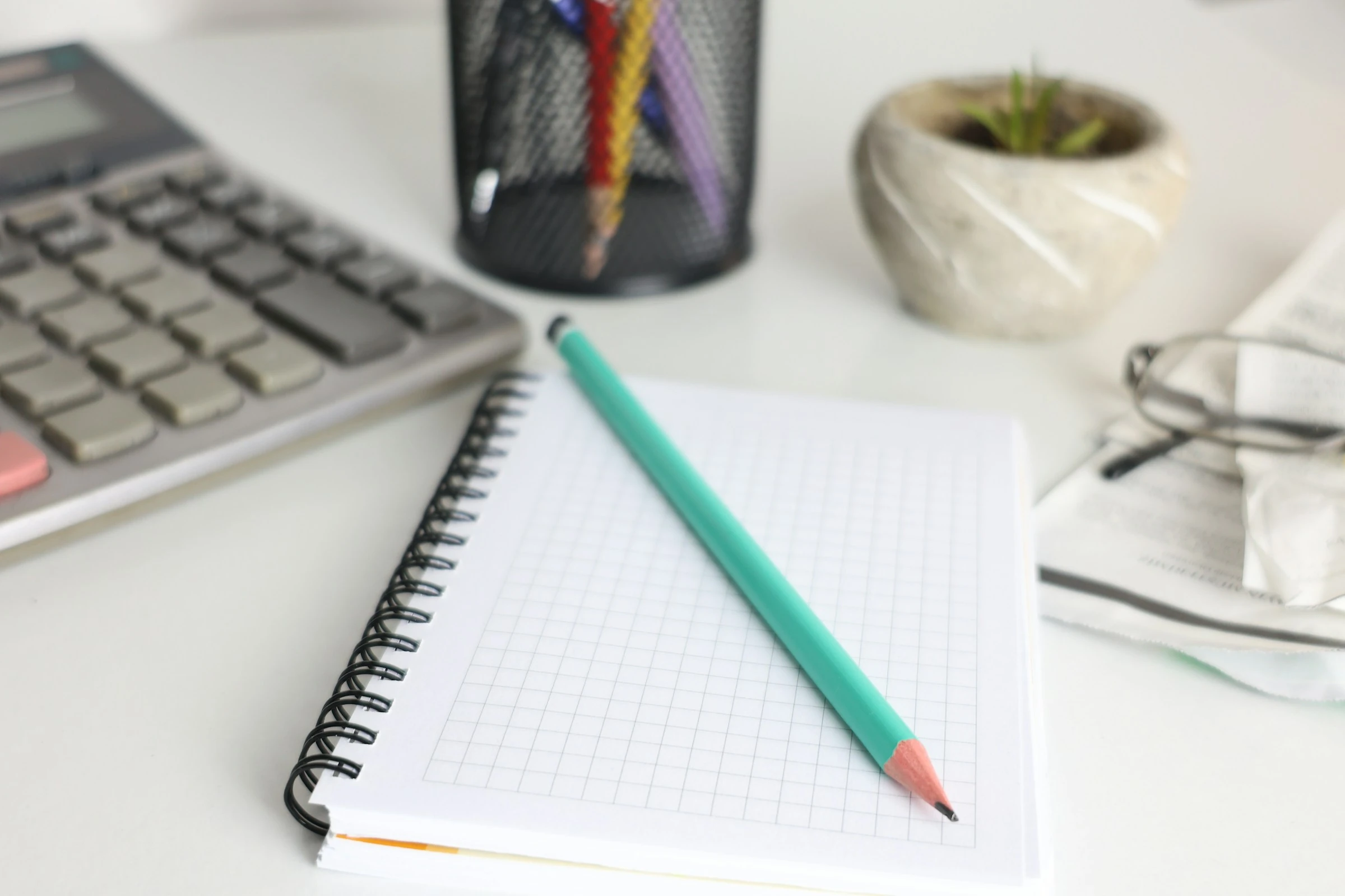 How to Cut Job Search Costs With Planning Apps